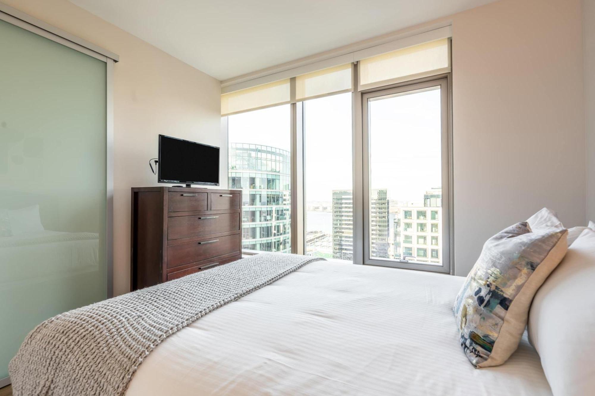 Luxury Apt Heart Of Seaport Boston Eksteriør billede